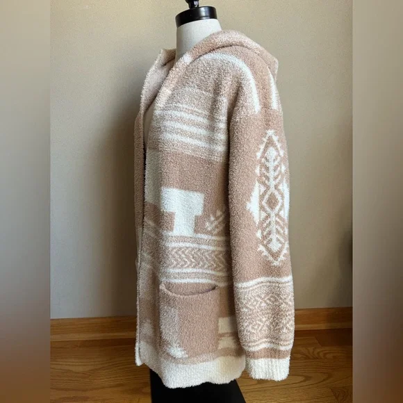 BAREFOOT DREAMS Cozy Chic Aztec Hoodie Cardigan - Picture 10 of 13